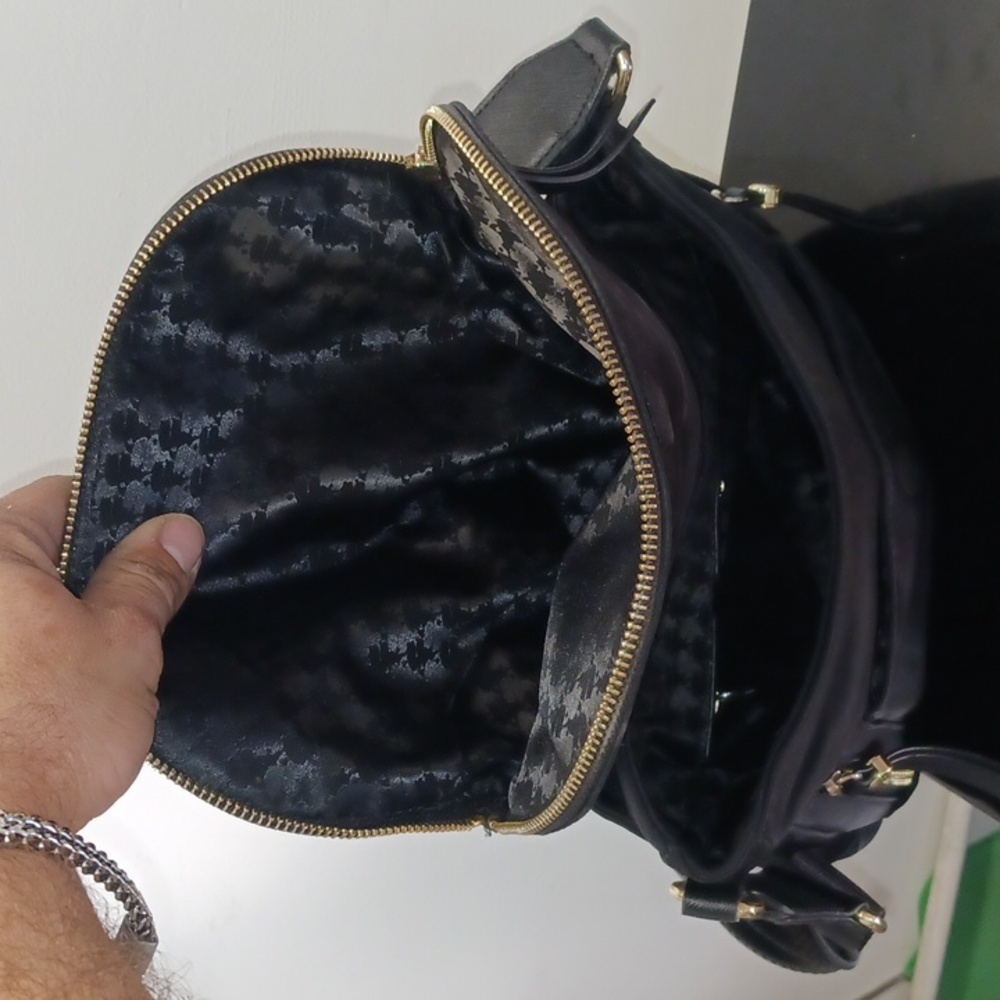 Karl Lagerfeld black nylon crossbody/shoulder bag. - Picture 6 of 13